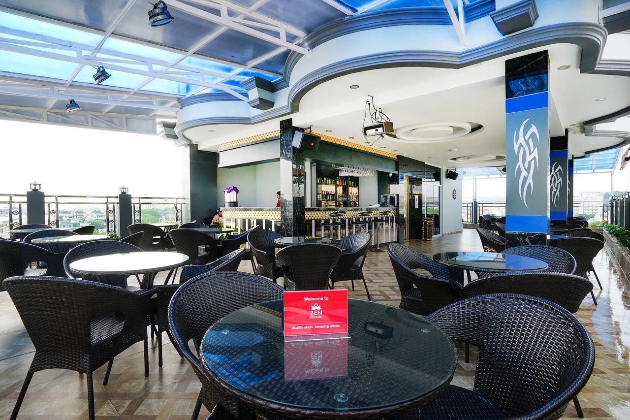 Cardinal Lucky Star Hotel Batam Bagian luar foto