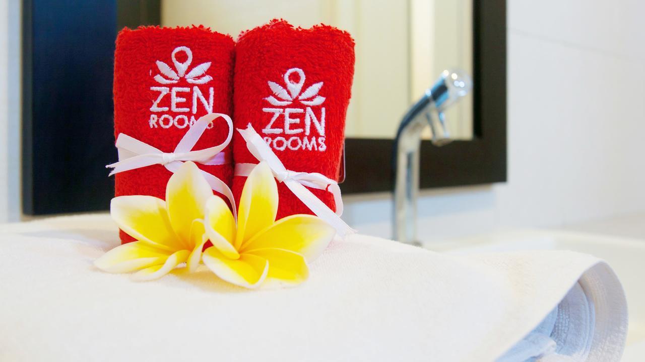 Cardinal Lucky Star Hotel Batam Bagian luar foto